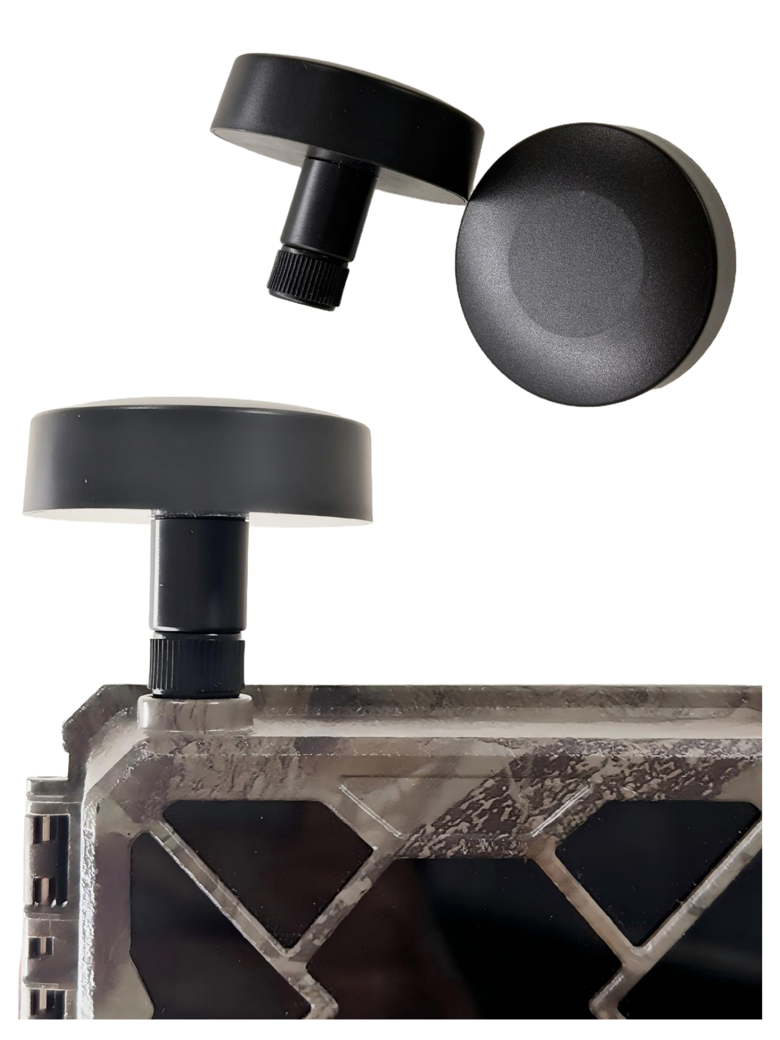Antena Puck montada en gabinete para proyectos de cámaras de rastreo y IoT industrial